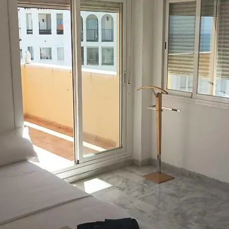 3 Rooms Atico Pkg Frente A Puerto De Estepona Buitenkant foto