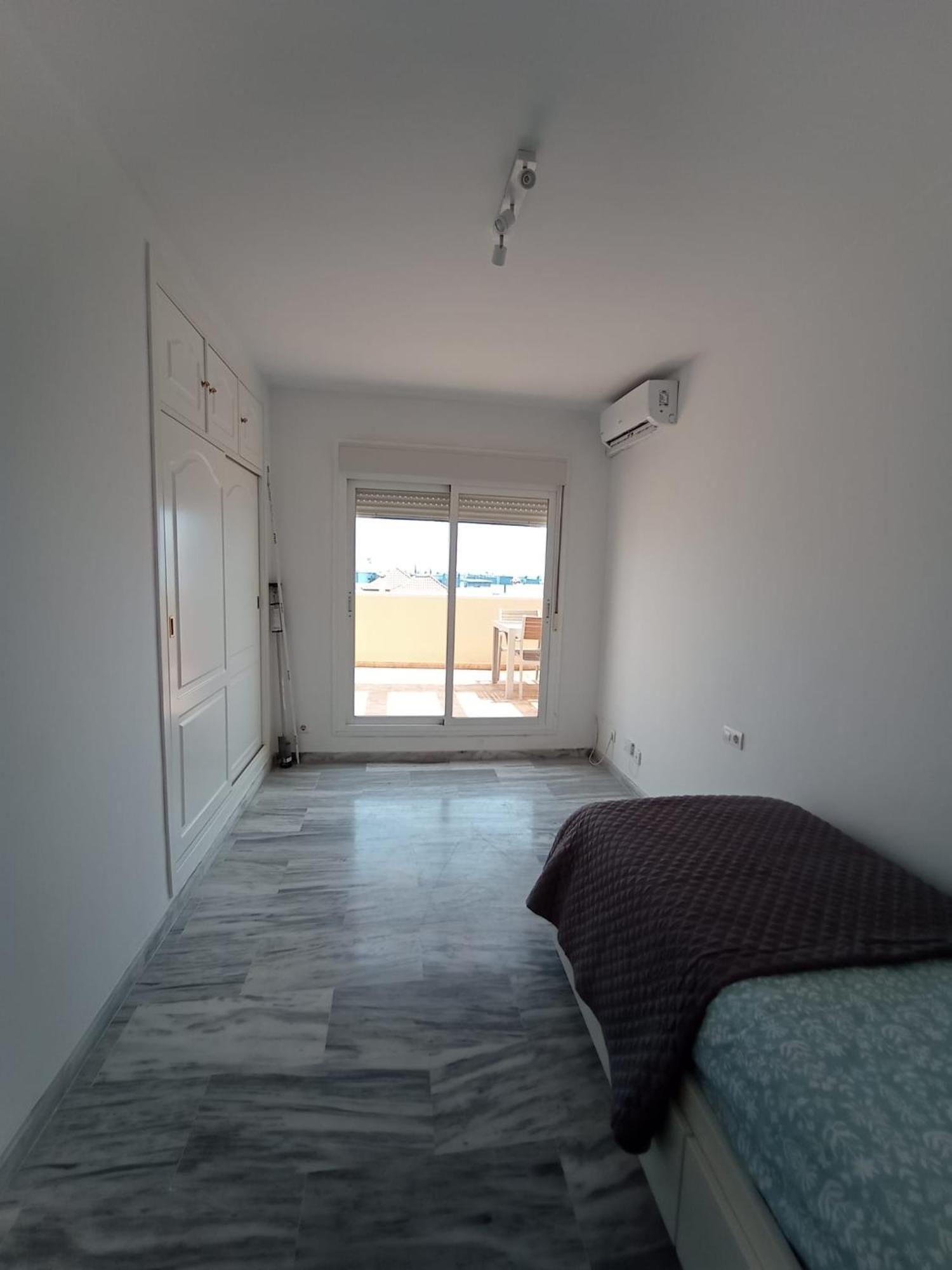Atico Premium Puerto Deportivo 3habpa Estepona